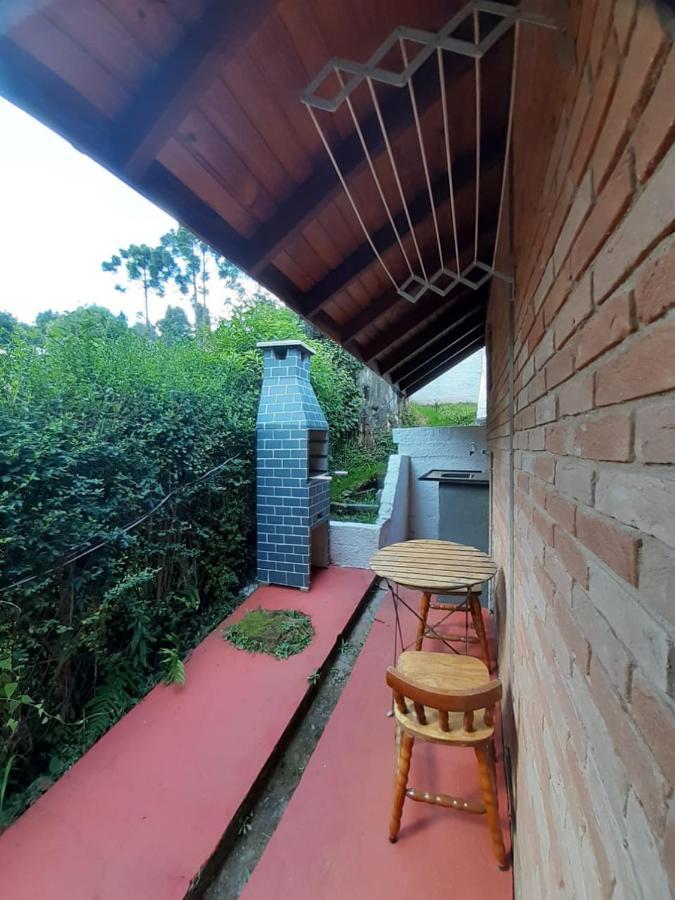 Villa Valentina Chales Com Lareira E Churrasqueira Campos do Jordao Exterior photo