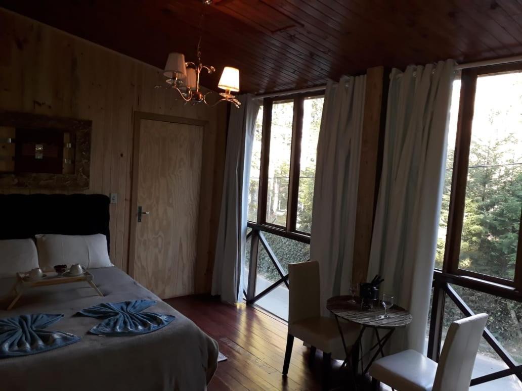Villa Valentina Chales Com Lareira E Churrasqueira Campos do Jordao Exterior photo